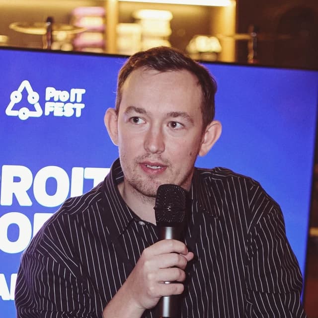Даниил Холопцев